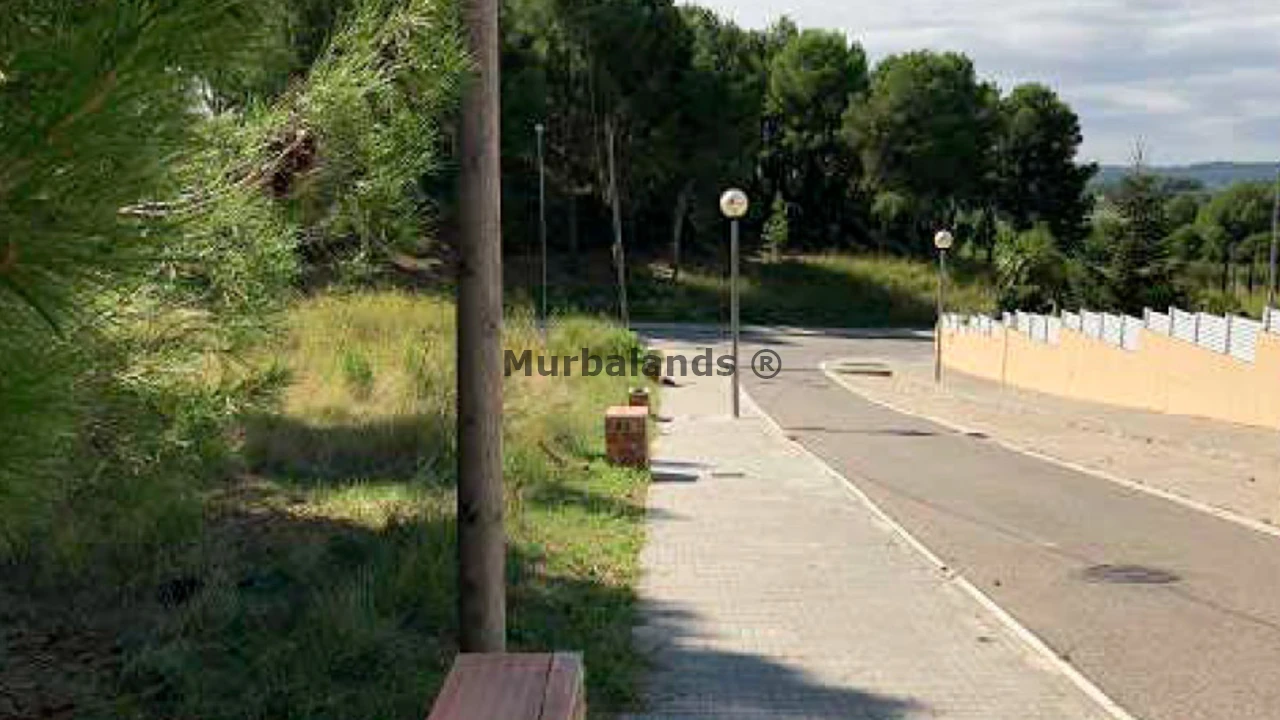 Foto de un terreno o una obra parada para mostrar en el detalle del inmueble