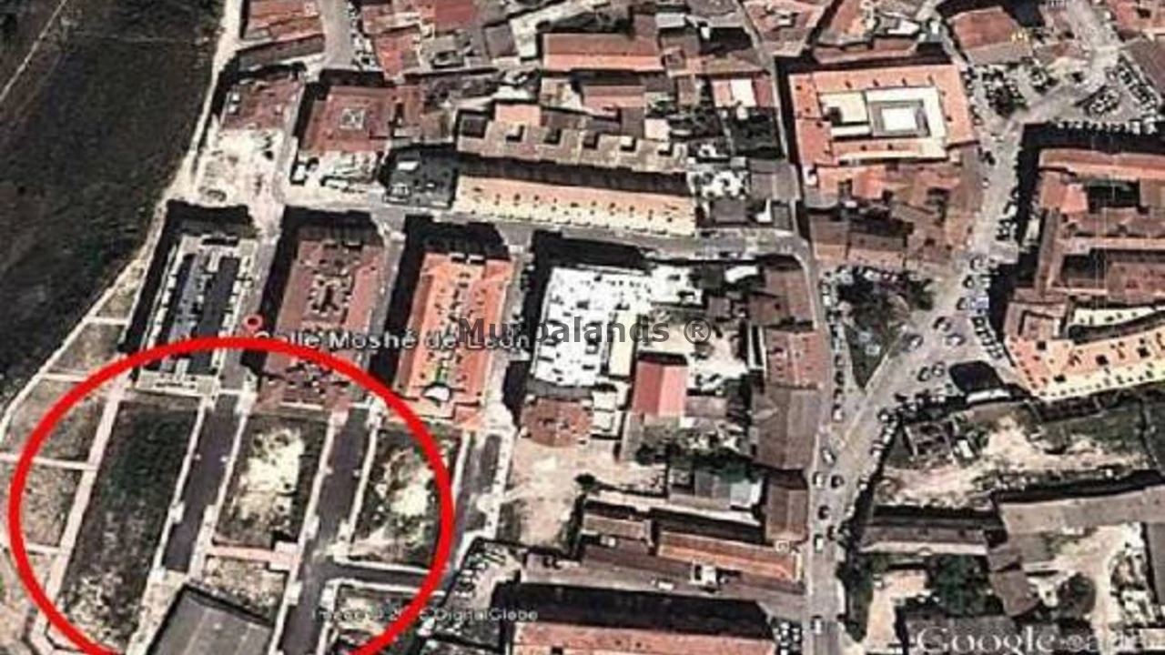 Foto de un terreno o una obra parada para mostrar en el detalle del inmueble