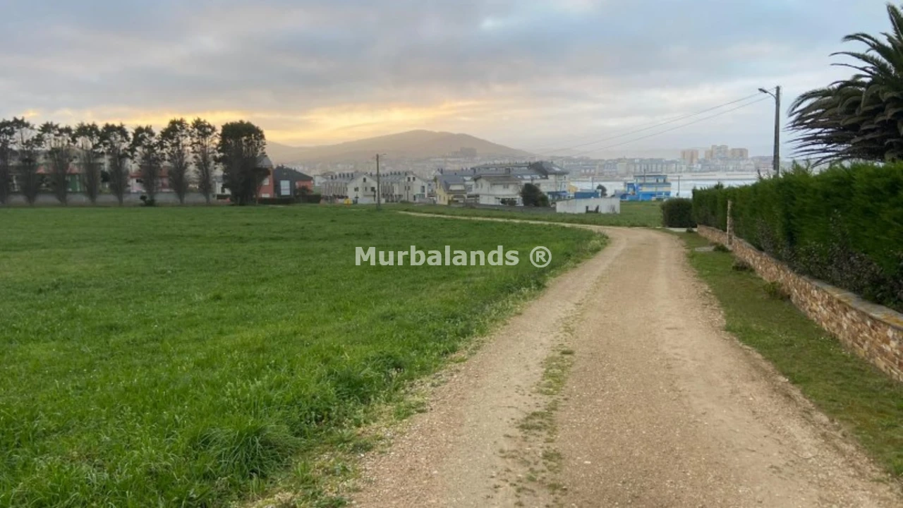 Foto de un terreno o una obra parada para mostrar en el detalle del inmueble
