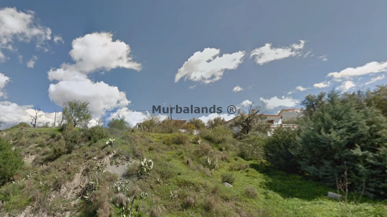 Foto de un terreno o una obra parada para mostrar en el detalle del inmueble
