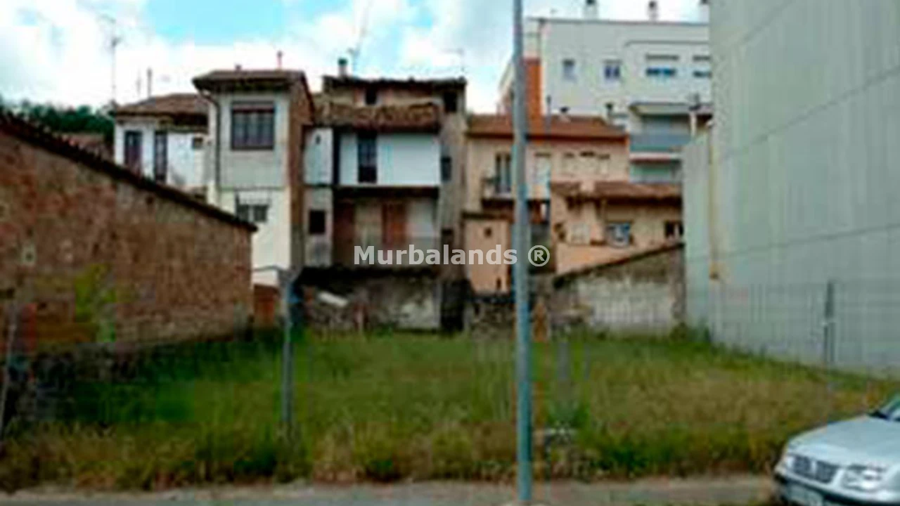 Foto de un terreno o una obra parada para mostrar en el detalle del inmueble