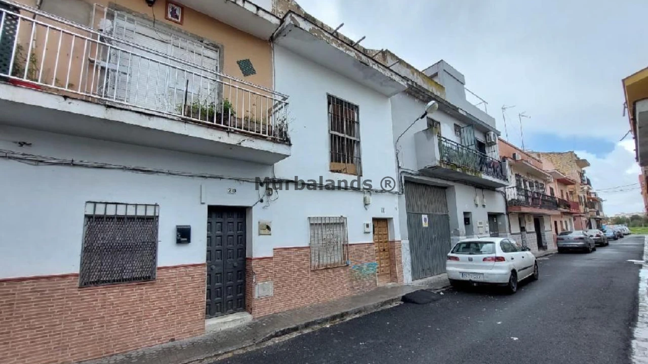 Foto de un terreno o una obra parada para mostrar en el detalle del inmueble
