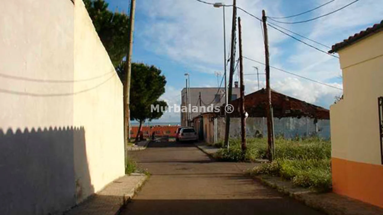 Foto de un terreno o una obra parada para mostrar en el detalle del inmueble