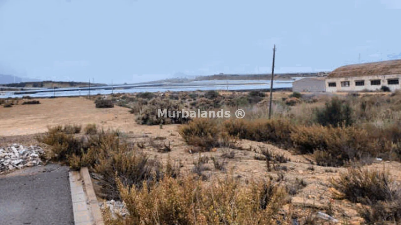 Foto de un terreno o una obra parada para mostrar en el detalle del inmueble