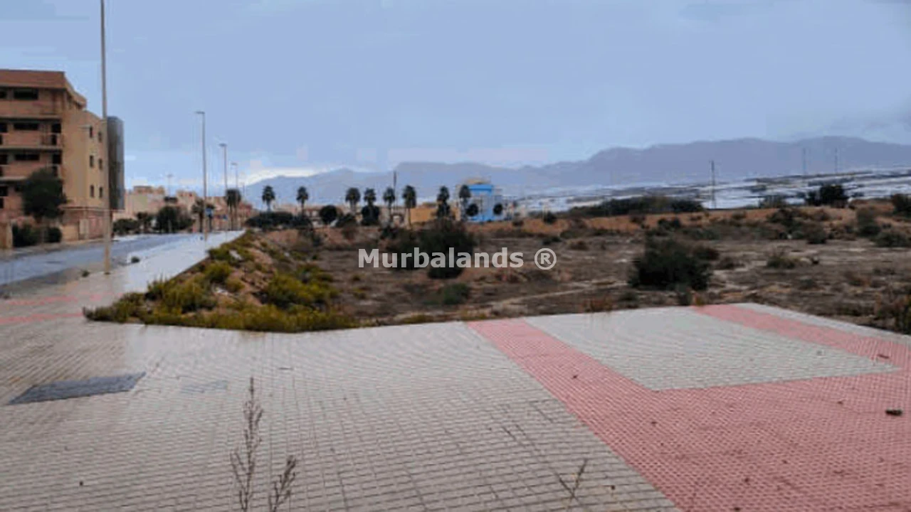 Foto de un terreno o una obra parada para mostrar en el detalle del inmueble