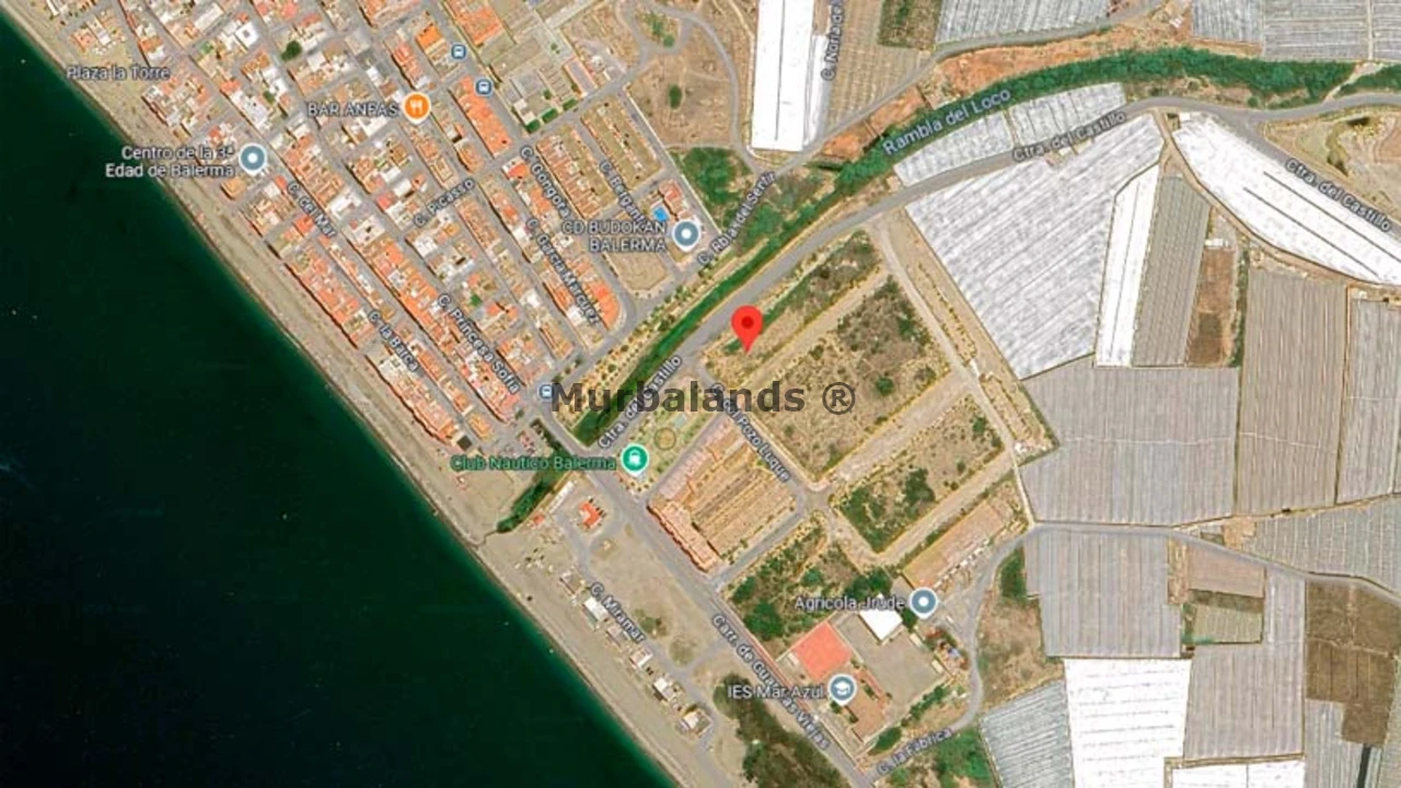 Foto de un terreno o una obra parada para mostrar en el detalle del inmueble
