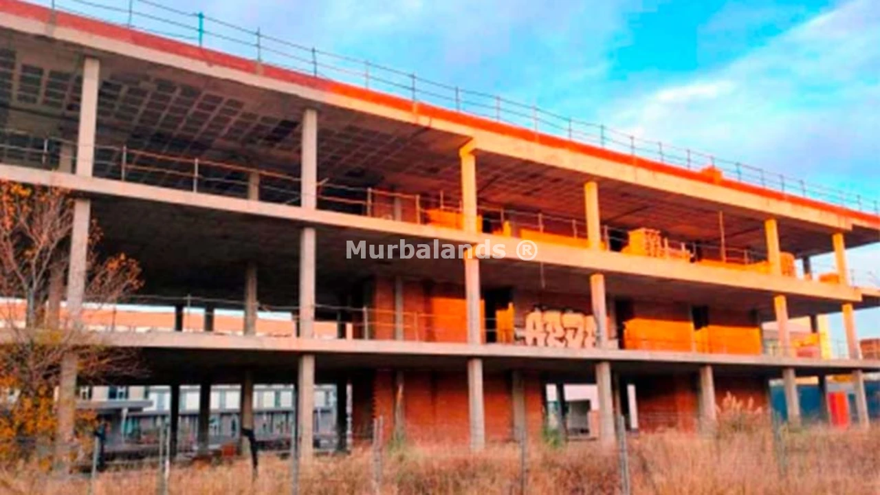 Foto de un terreno o una obra parada para mostrar en el detalle del inmueble