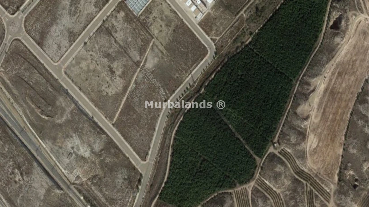 Foto de un terreno o una obra parada para mostrar en el detalle del inmueble