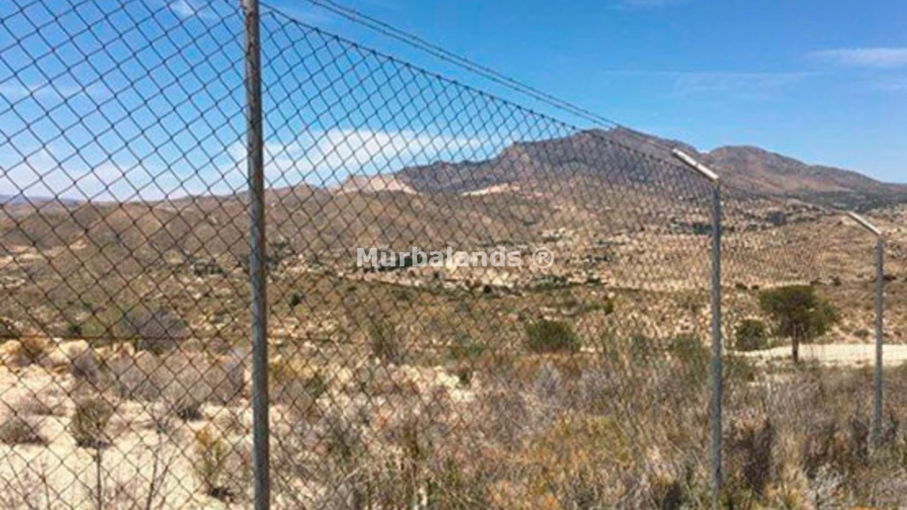 Foto de un terreno o una obra parada para mostrar en el detalle del inmueble