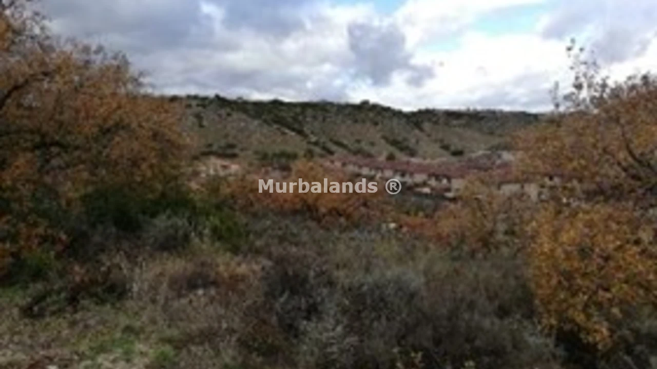 Foto de un terreno o una obra parada para mostrar en el detalle del inmueble