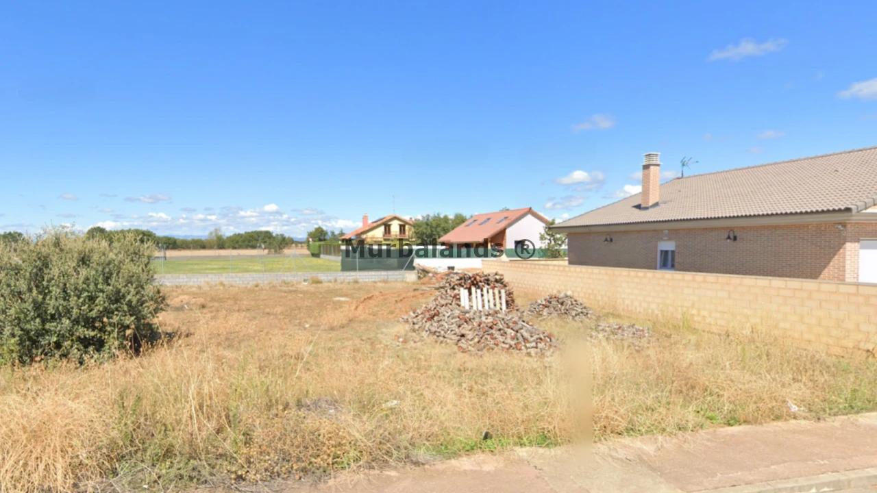 Foto de un terreno o una obra parada para mostrar en el detalle del inmueble