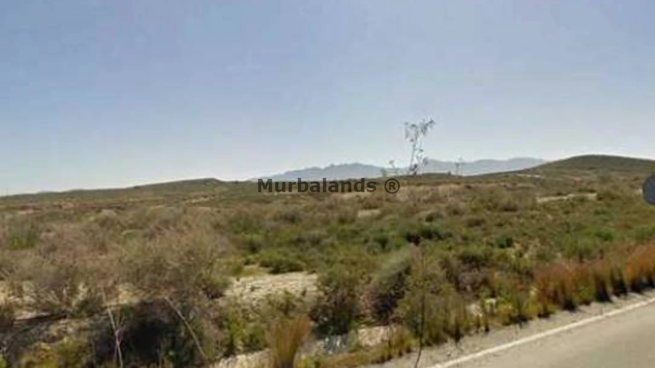 Foto de un terreno o una obra parada para mostrar en el detalle del inmueble