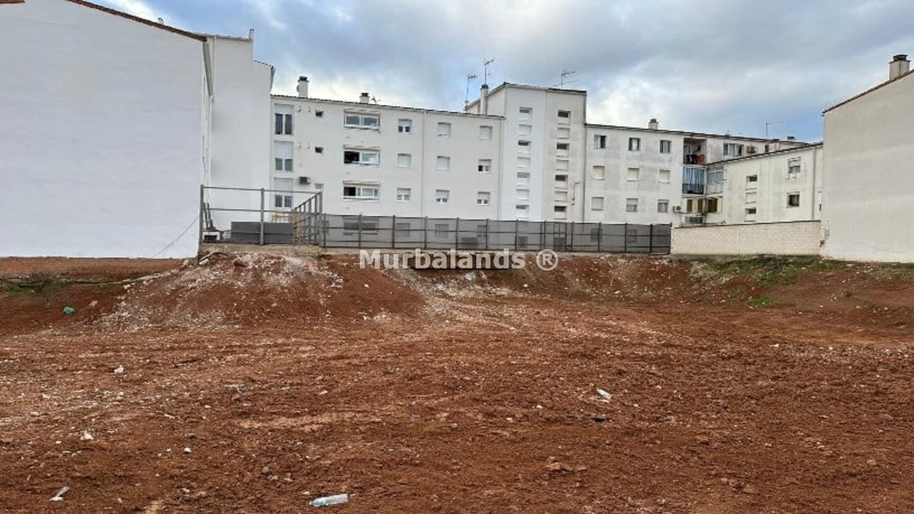 Foto de un terreno o una obra parada para mostrar en el detalle del inmueble
