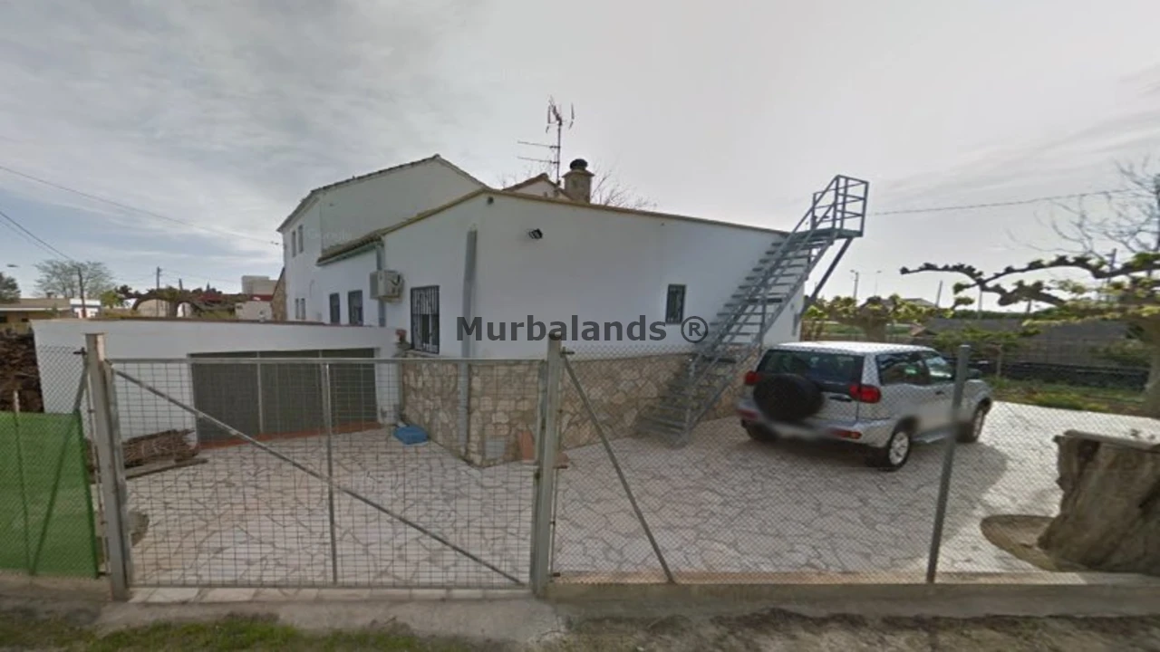 Foto de un terreno o una obra parada para mostrar en el detalle del inmueble