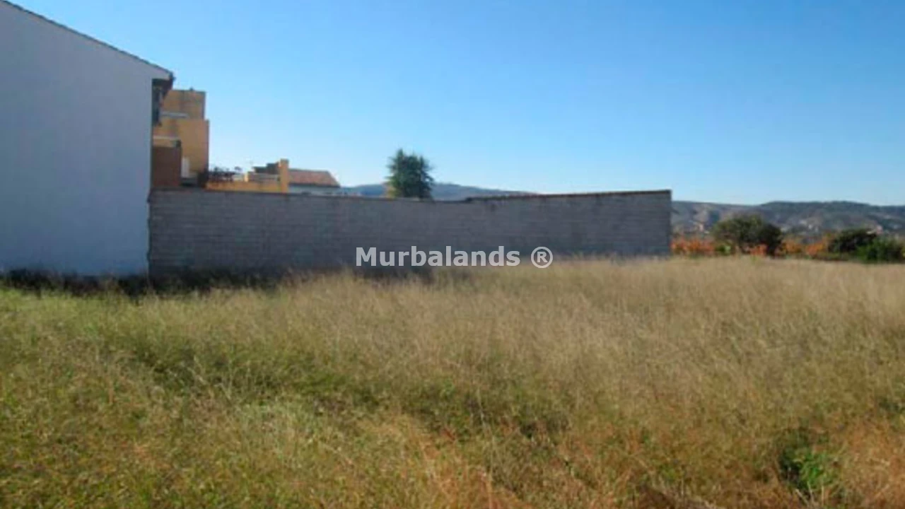 Foto de un terreno o una obra parada para mostrar en el detalle del inmueble