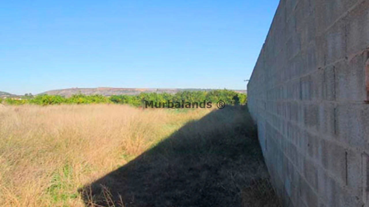 Foto de un terreno o una obra parada para mostrar en el detalle del inmueble