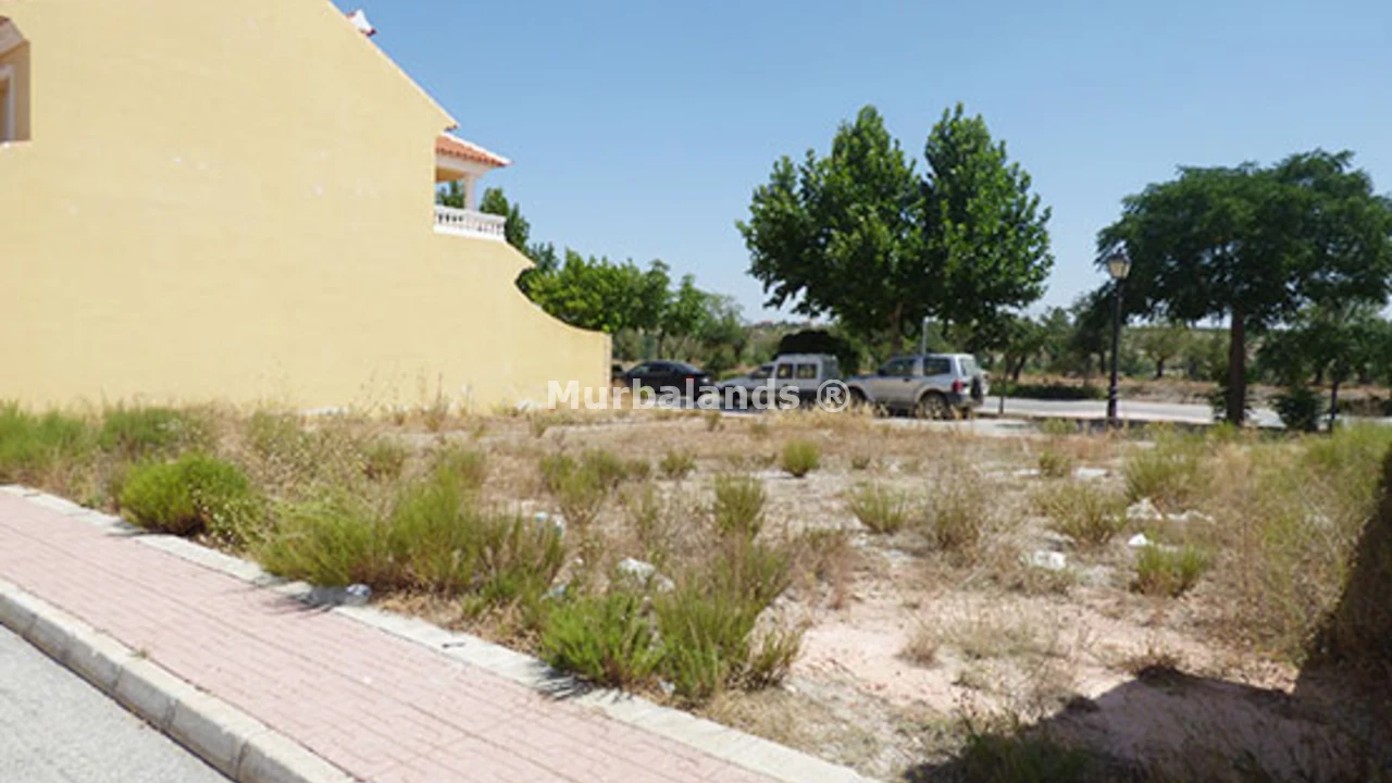 Foto de un terreno o una obra parada para mostrar en el detalle del inmueble