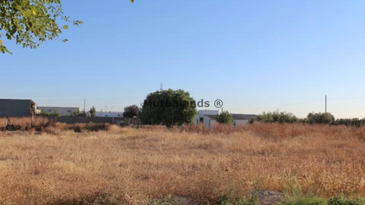 Foto de un terreno o una obra parada para mostrar en el detalle del inmueble