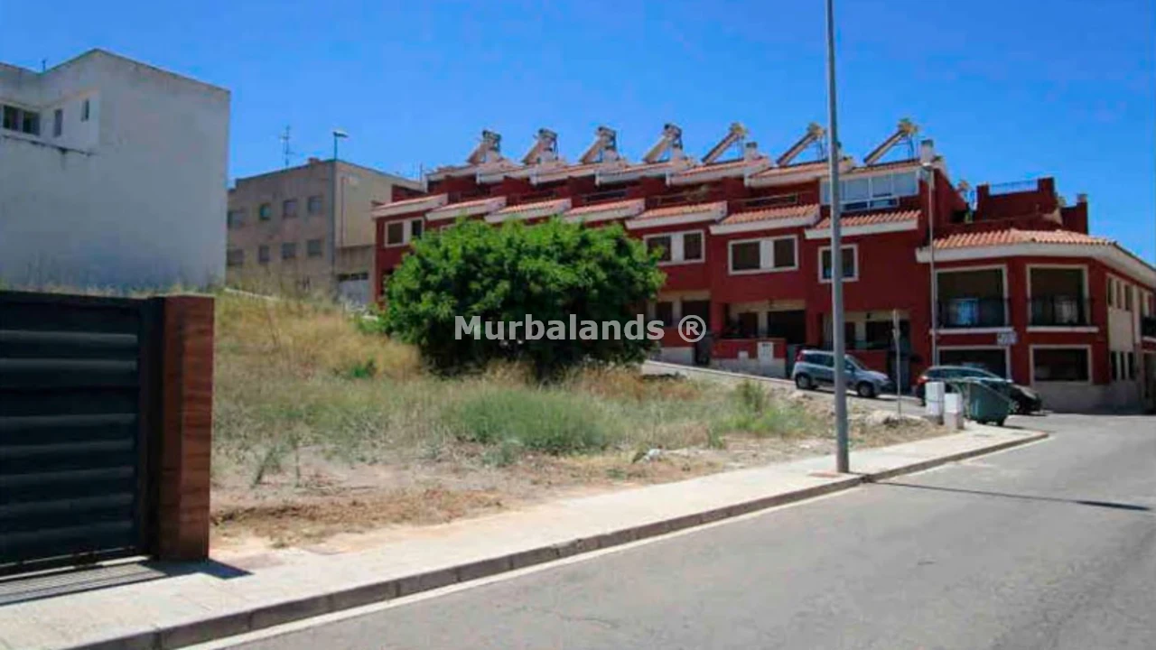 Foto de un terreno o una obra parada para mostrar en el detalle del inmueble