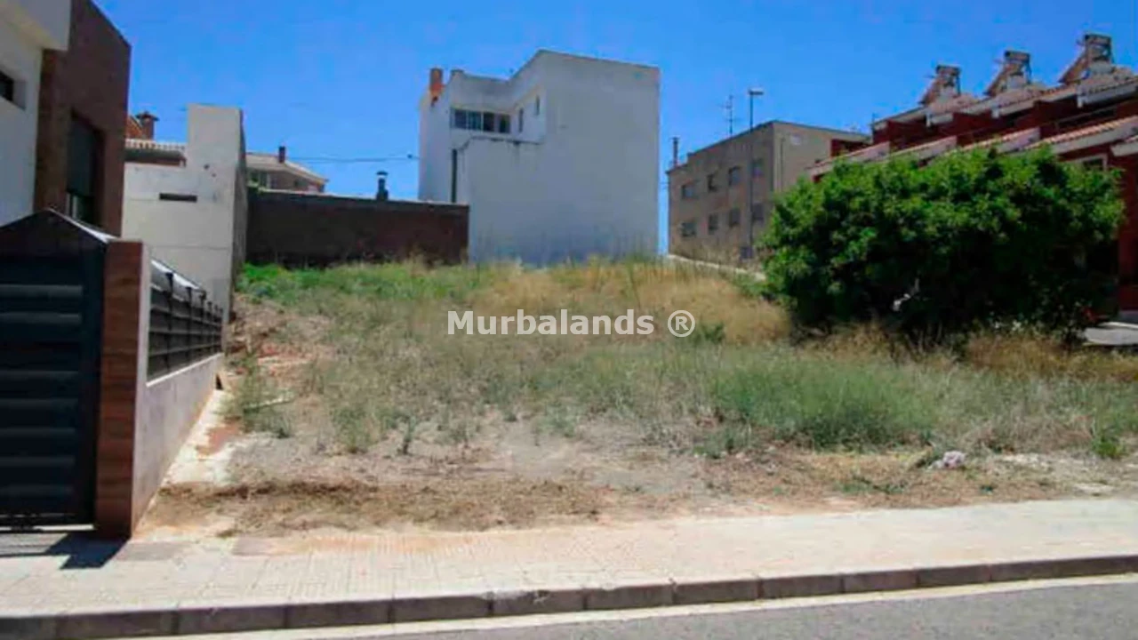 Foto de un terreno o una obra parada para mostrar en el detalle del inmueble