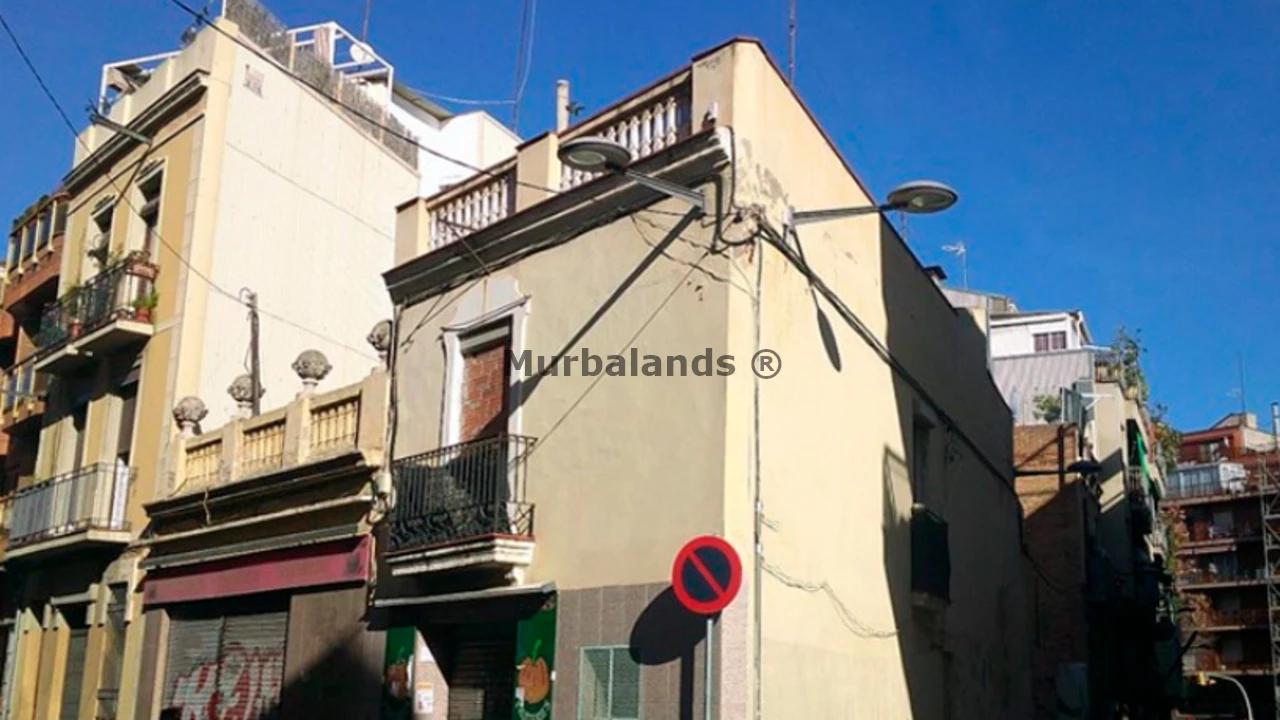 Foto de un terreno o una obra parada para mostrar en el detalle del inmueble