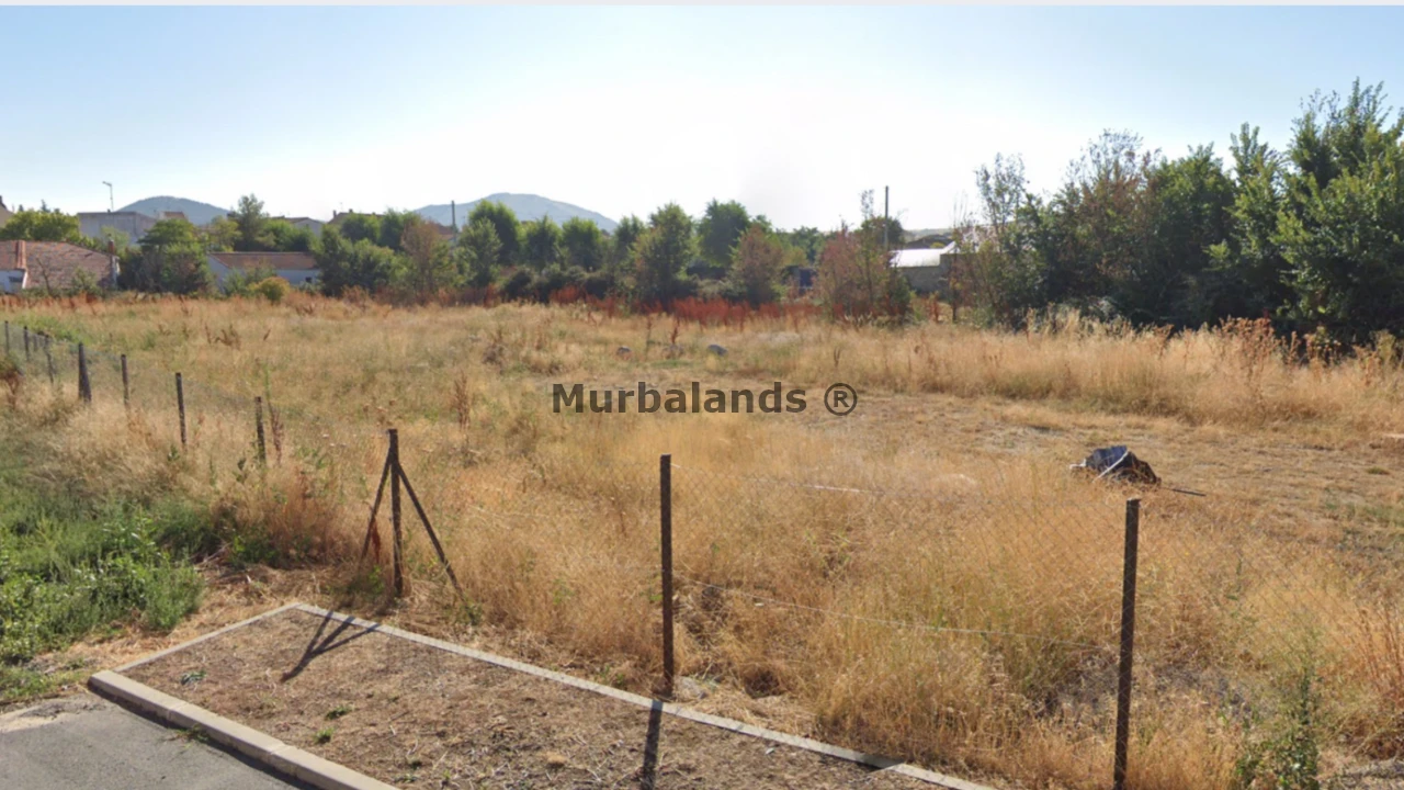Foto de un terreno o una obra parada para mostrar en el detalle del inmueble
