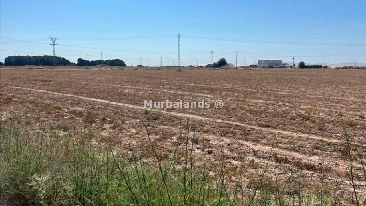 Foto de un terreno o una obra parada para mostrar en el detalle del inmueble