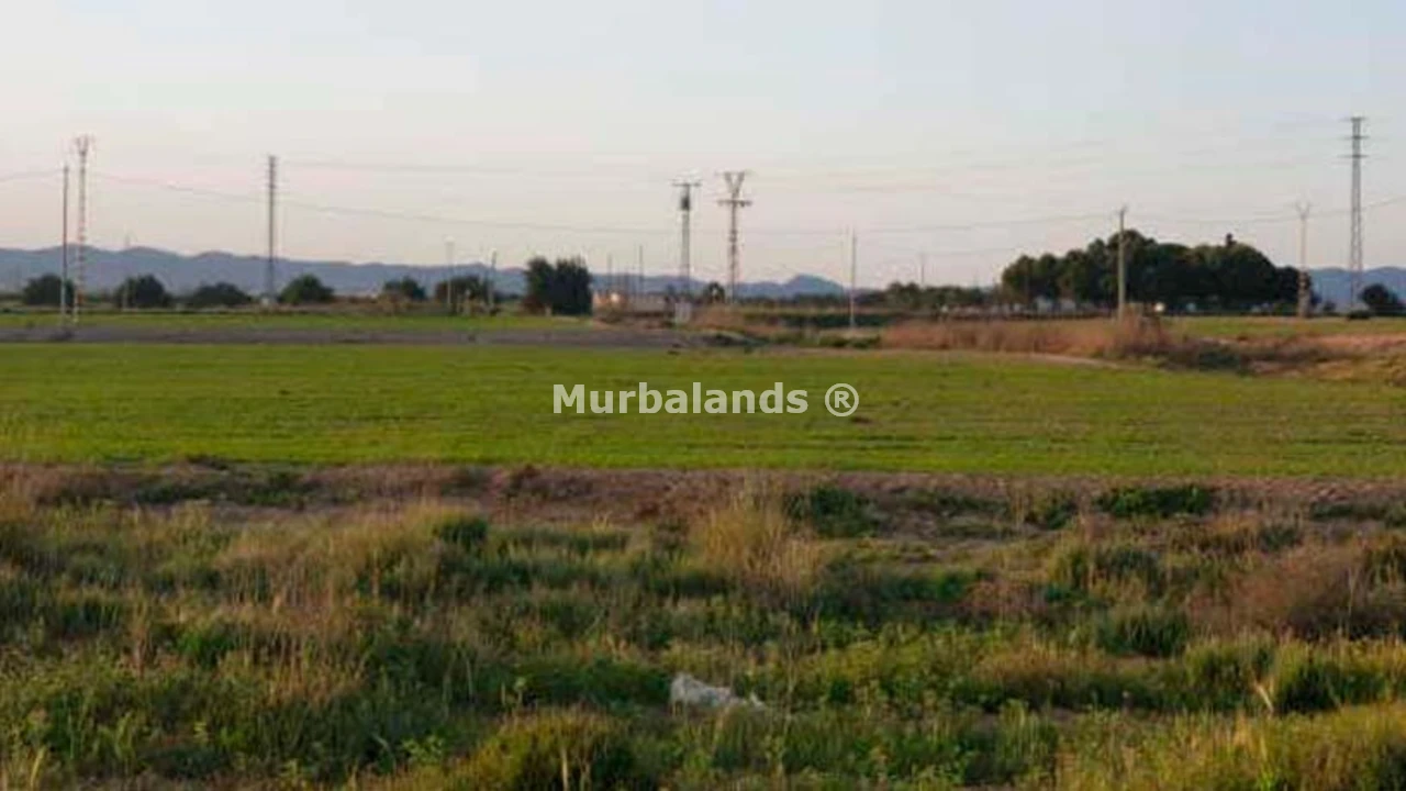 Foto de un terreno o una obra parada para mostrar en el detalle del inmueble
