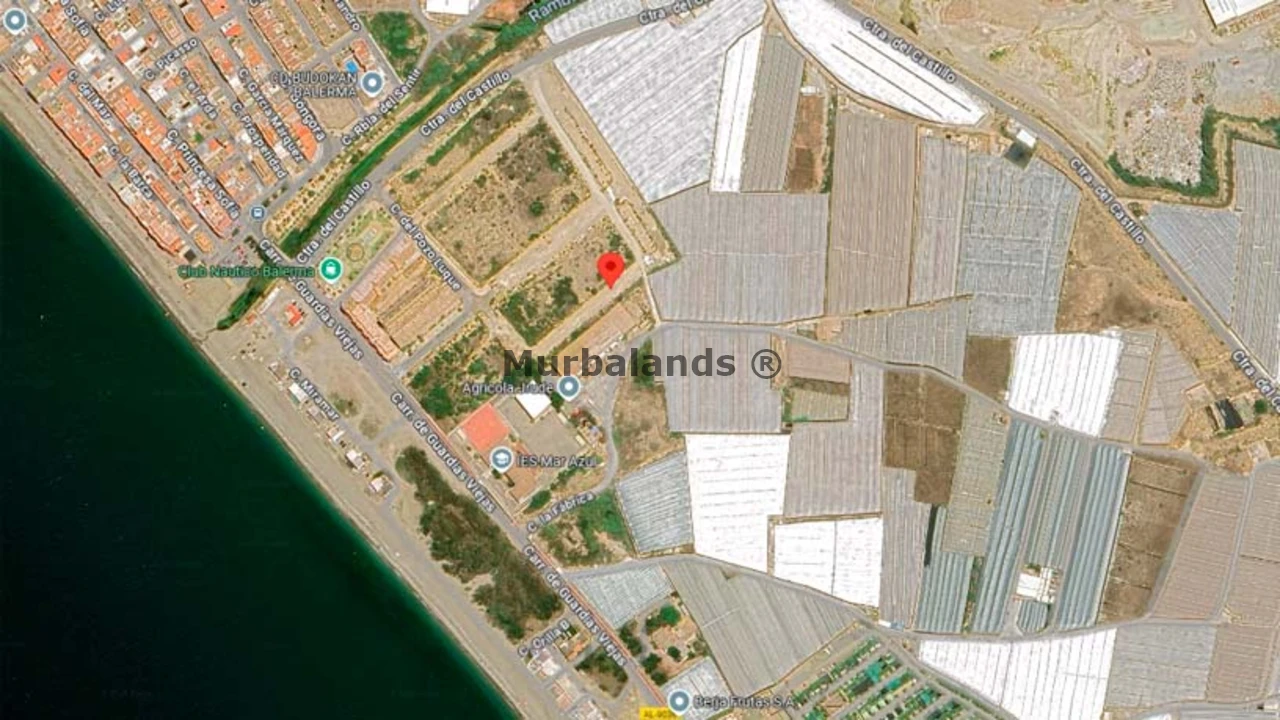 Foto de un terreno o una obra parada para mostrar en el detalle del inmueble