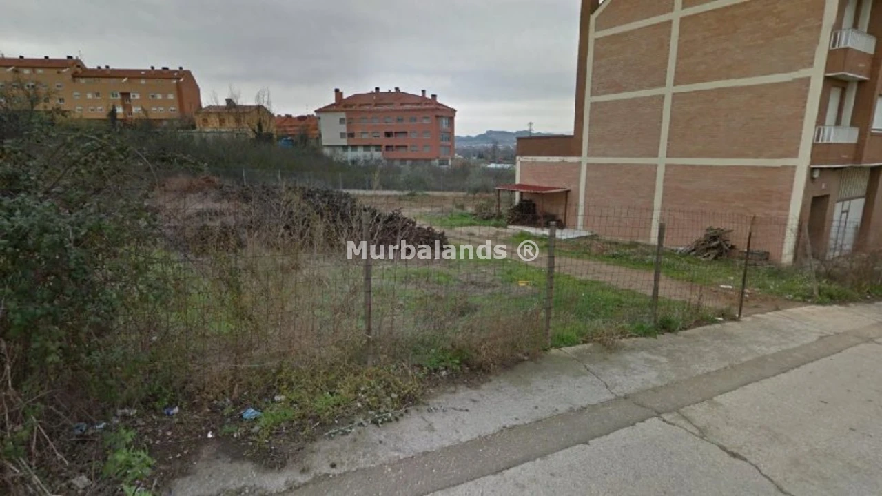 Foto de un terreno o una obra parada para mostrar en el detalle del inmueble