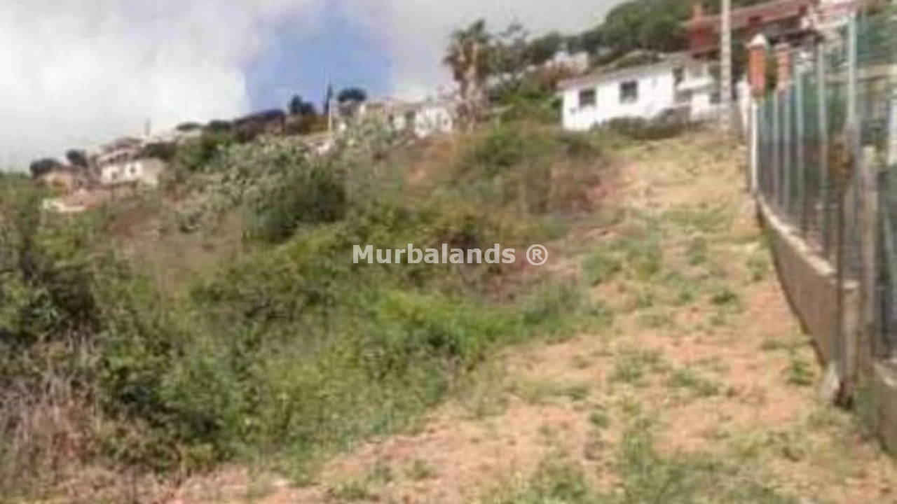 Foto de un terreno o una obra parada para mostrar en el detalle del inmueble