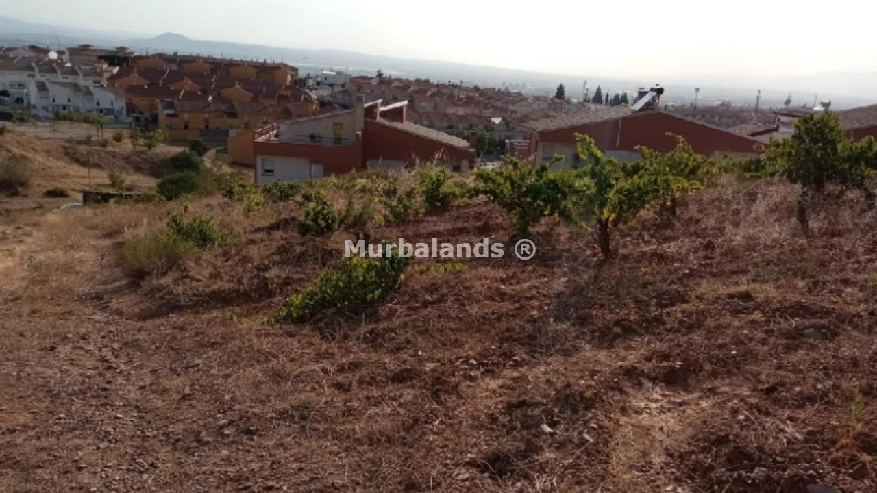 Foto de un terreno o una obra parada para mostrar en el detalle del inmueble