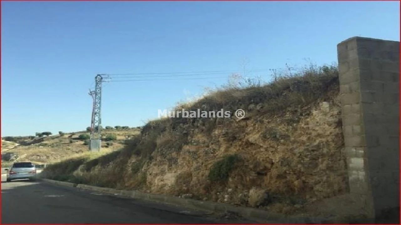 Foto de un terreno o una obra parada para mostrar en el detalle del inmueble