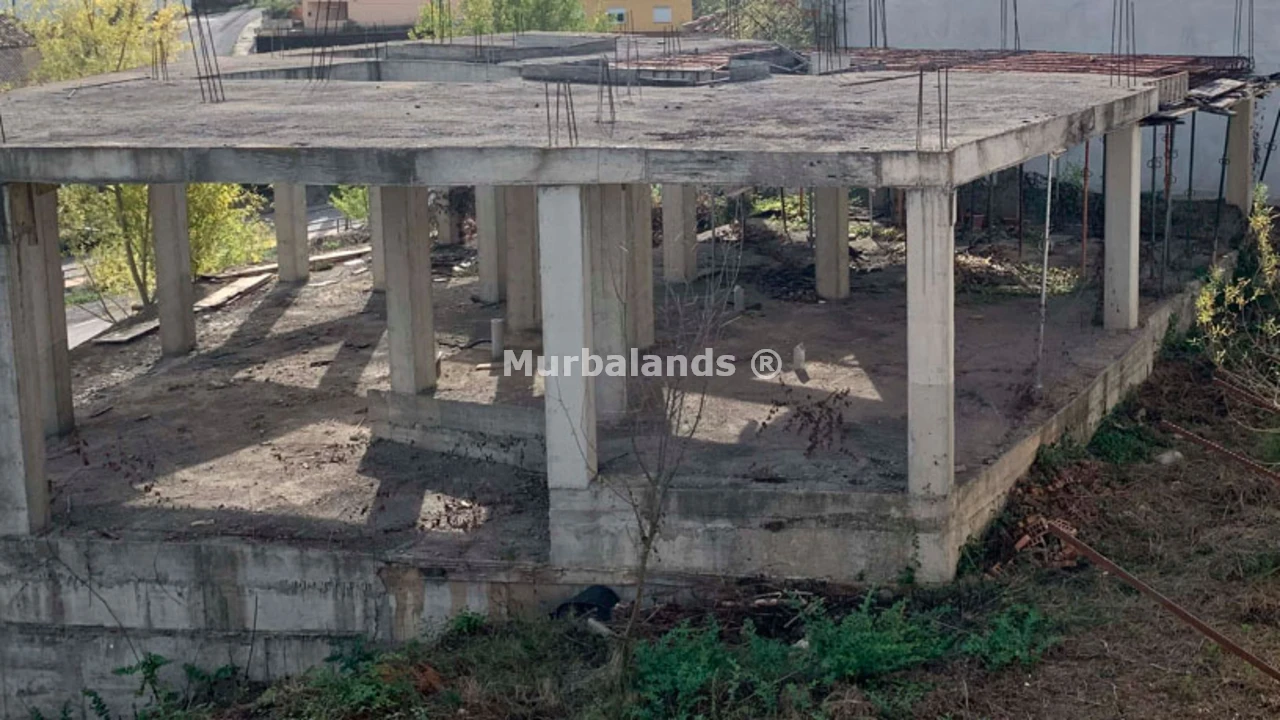 Foto de un terreno o una obra parada para mostrar en el detalle del inmueble