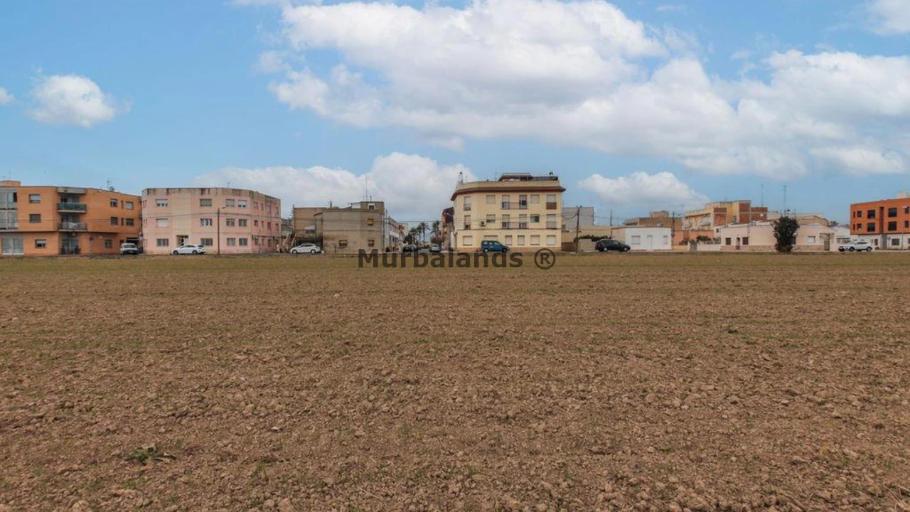 Terreno destacado