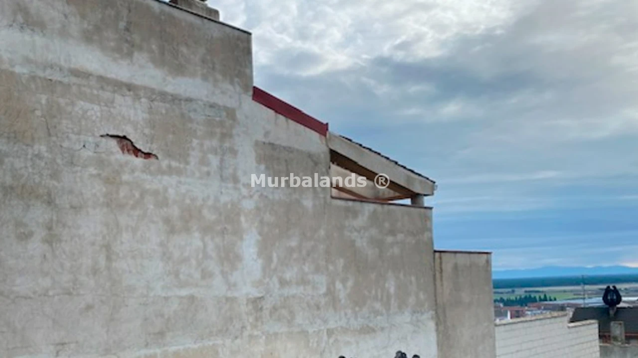 Foto de un terreno o una obra parada para mostrar en el detalle del inmueble