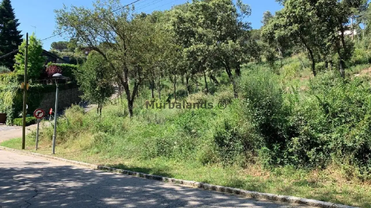 Foto de un terreno o una obra parada para mostrar en el detalle del inmueble