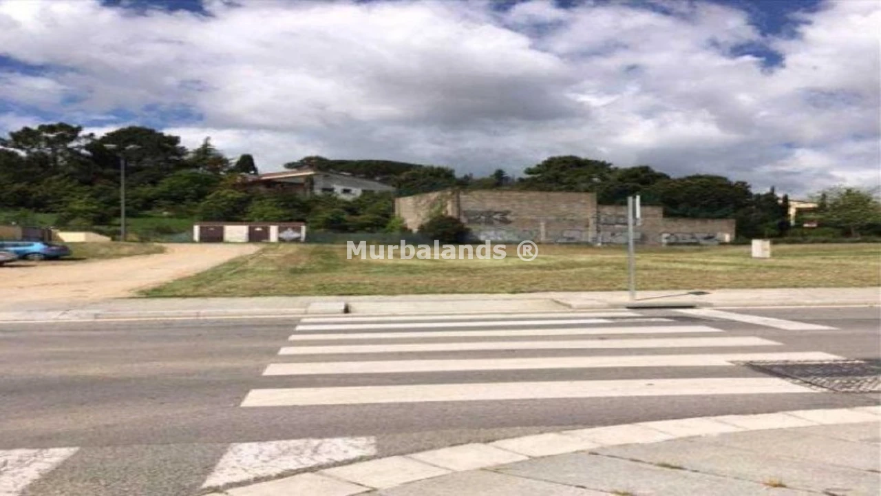 Foto de un terreno o una obra parada para mostrar en el detalle del inmueble