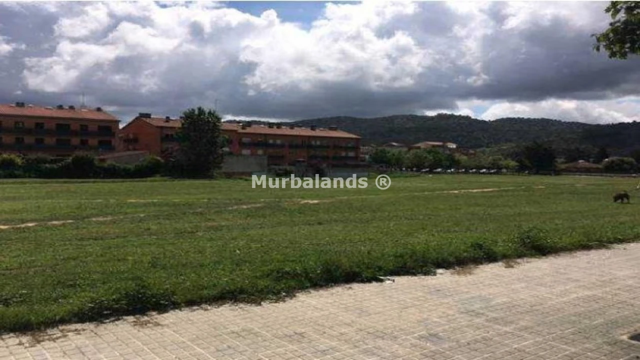 Foto de un terreno o una obra parada para mostrar en el detalle del inmueble