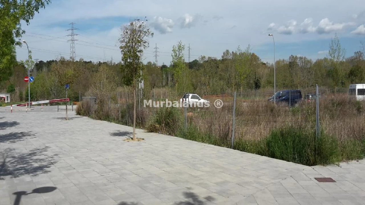Foto de un terreno o una obra parada para mostrar en el detalle del inmueble