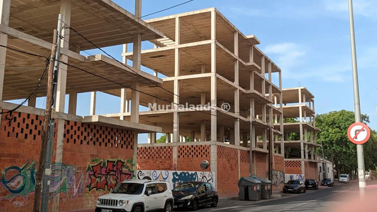 Foto de un terreno o una obra parada para mostrar en el detalle del inmueble