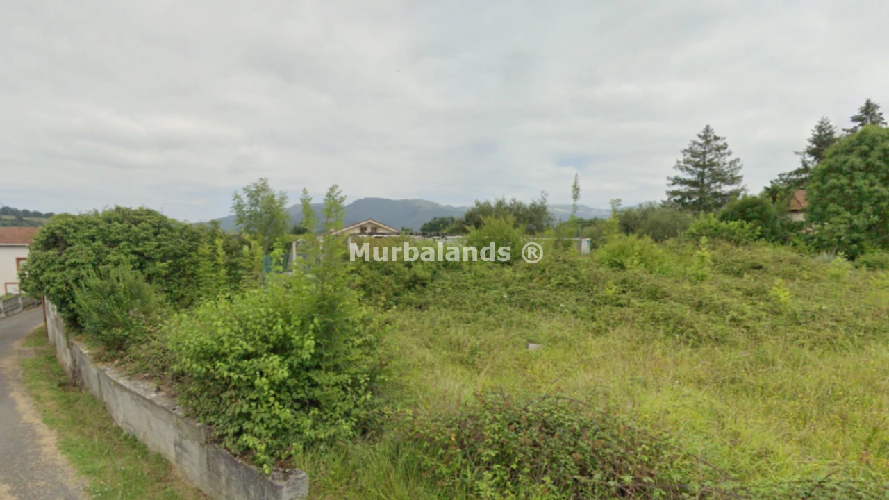 Foto de un terreno o una obra parada para mostrar en el detalle del inmueble