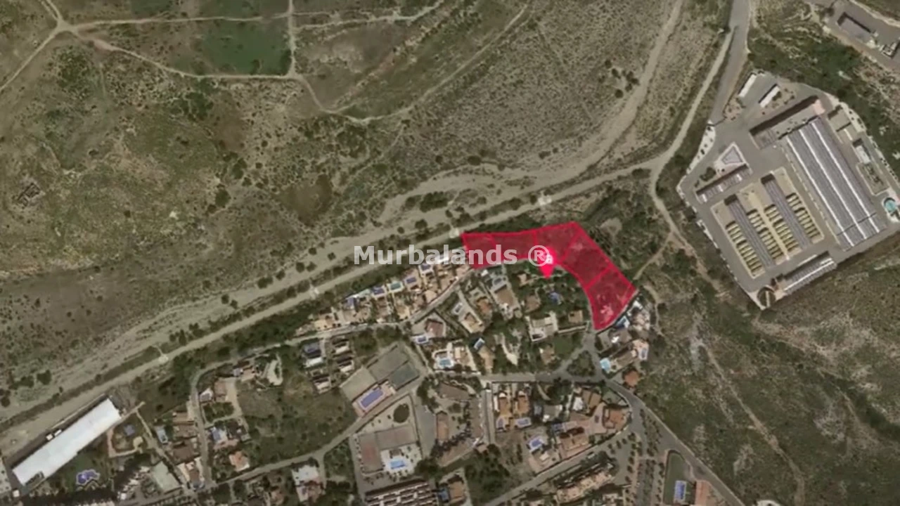 Foto de un terreno o una obra parada para mostrar en el detalle del inmueble