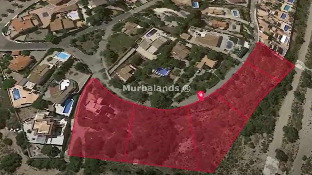 Foto de un terreno o una obra parada para mostrar en el detalle del inmueble