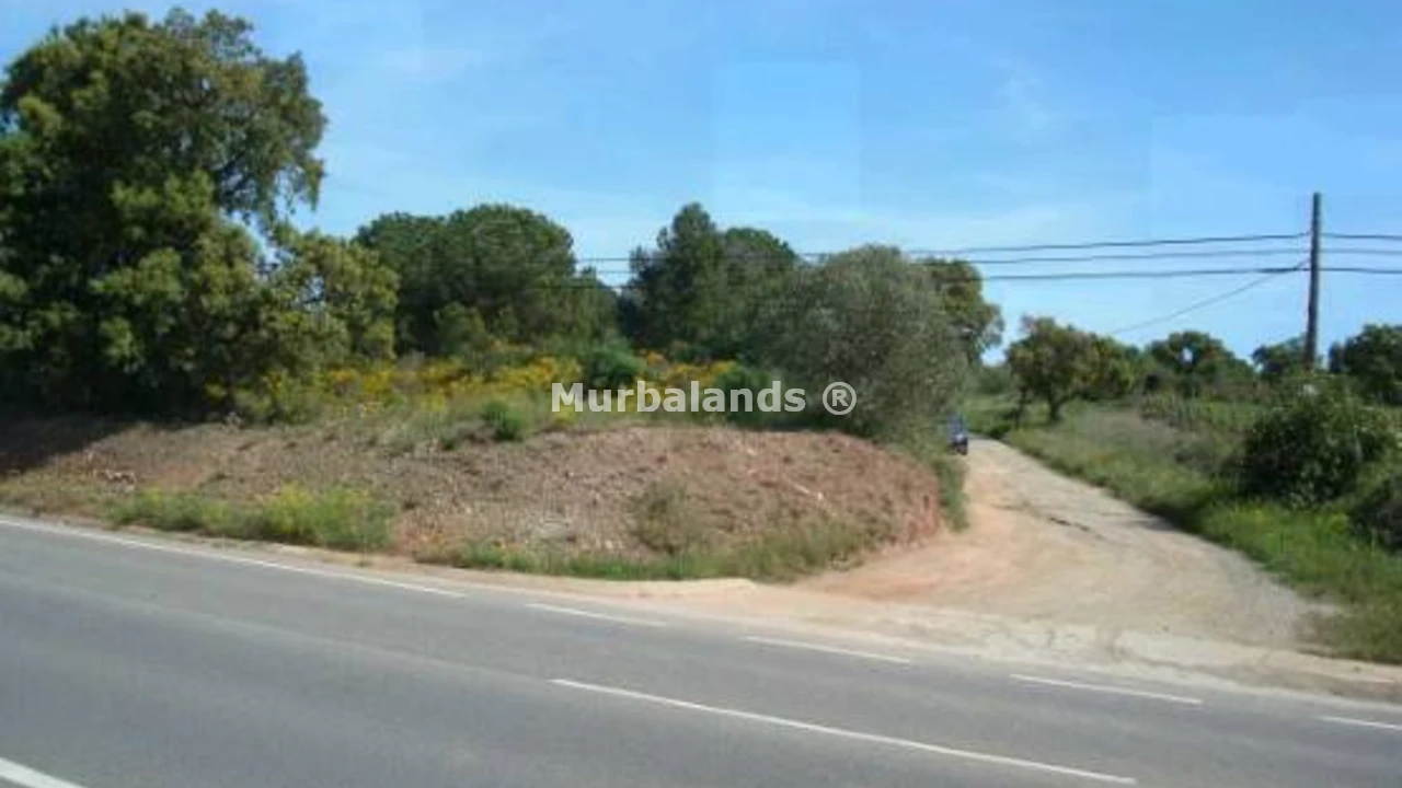 Foto de un terreno o una obra parada para mostrar en el detalle del inmueble