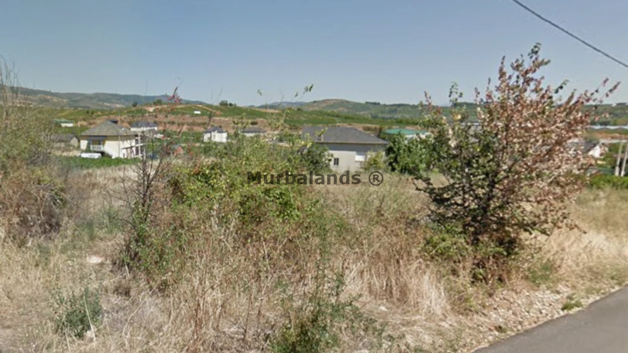 Foto de un terreno o una obra parada para mostrar en el detalle del inmueble