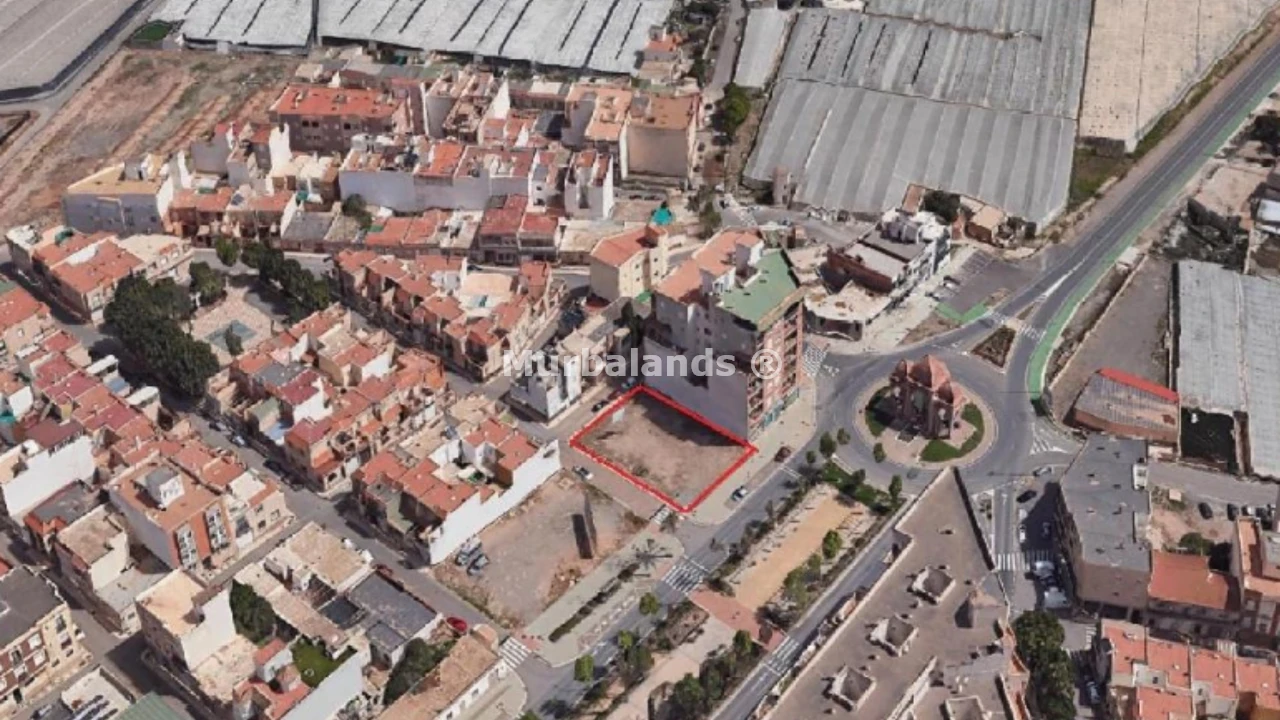 Foto de un terreno o una obra parada para mostrar en el detalle del inmueble