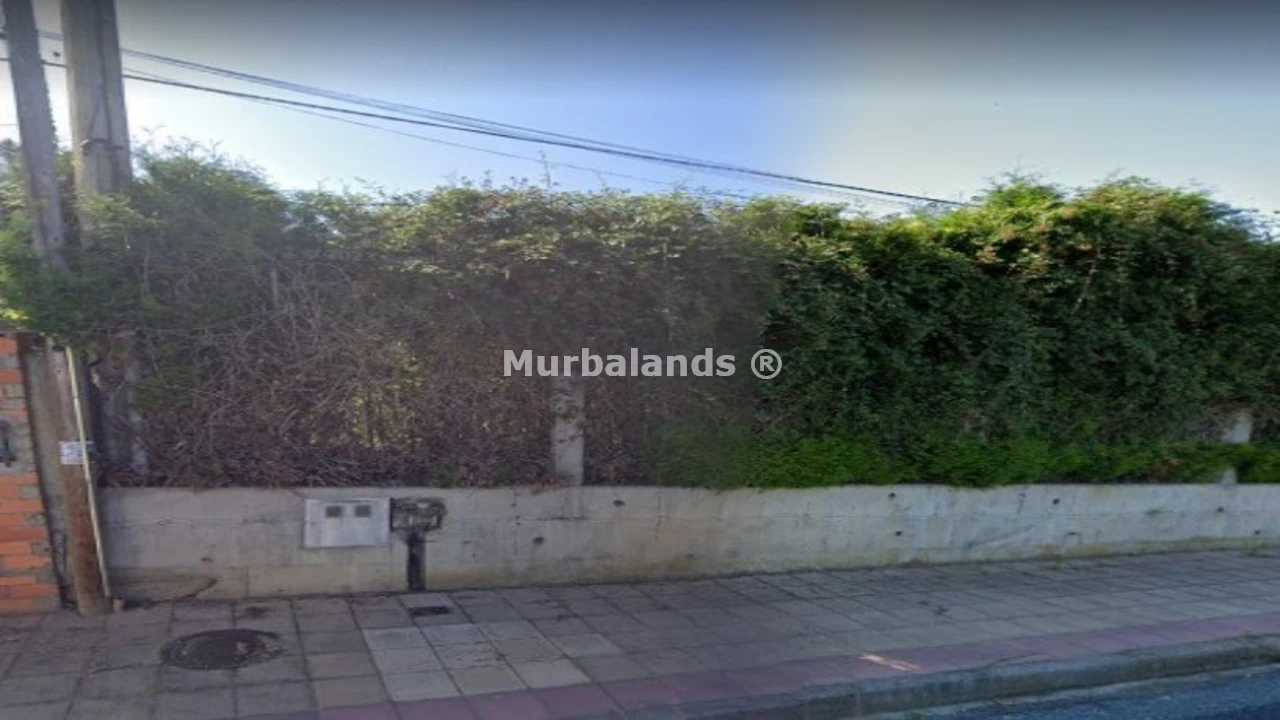 Foto de un terreno o una obra parada para mostrar en el detalle del inmueble