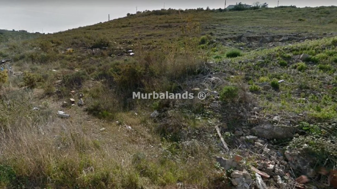 Foto de un terreno o una obra parada para mostrar en el detalle del inmueble