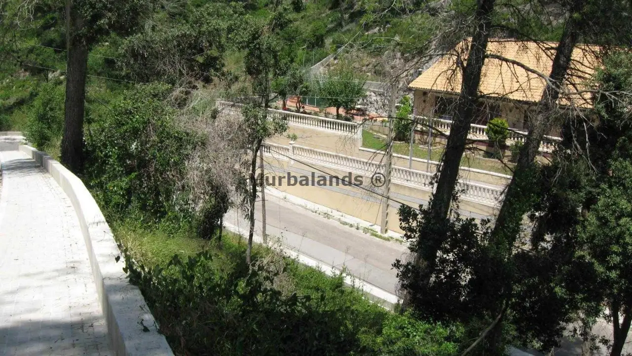 Terreno destacado